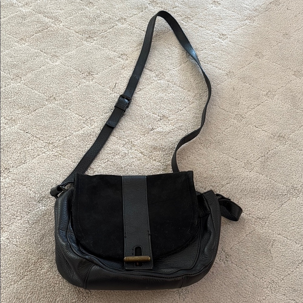 Stylish Black Leather Crossbody Bag
